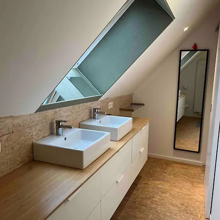 Chambre Chez L'Habitant Homestay *